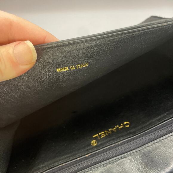 Chanel Vintage Black Quilted Lambskin 19 Flap Crossbody Long Shoulder Bag - Picture 7 of 15